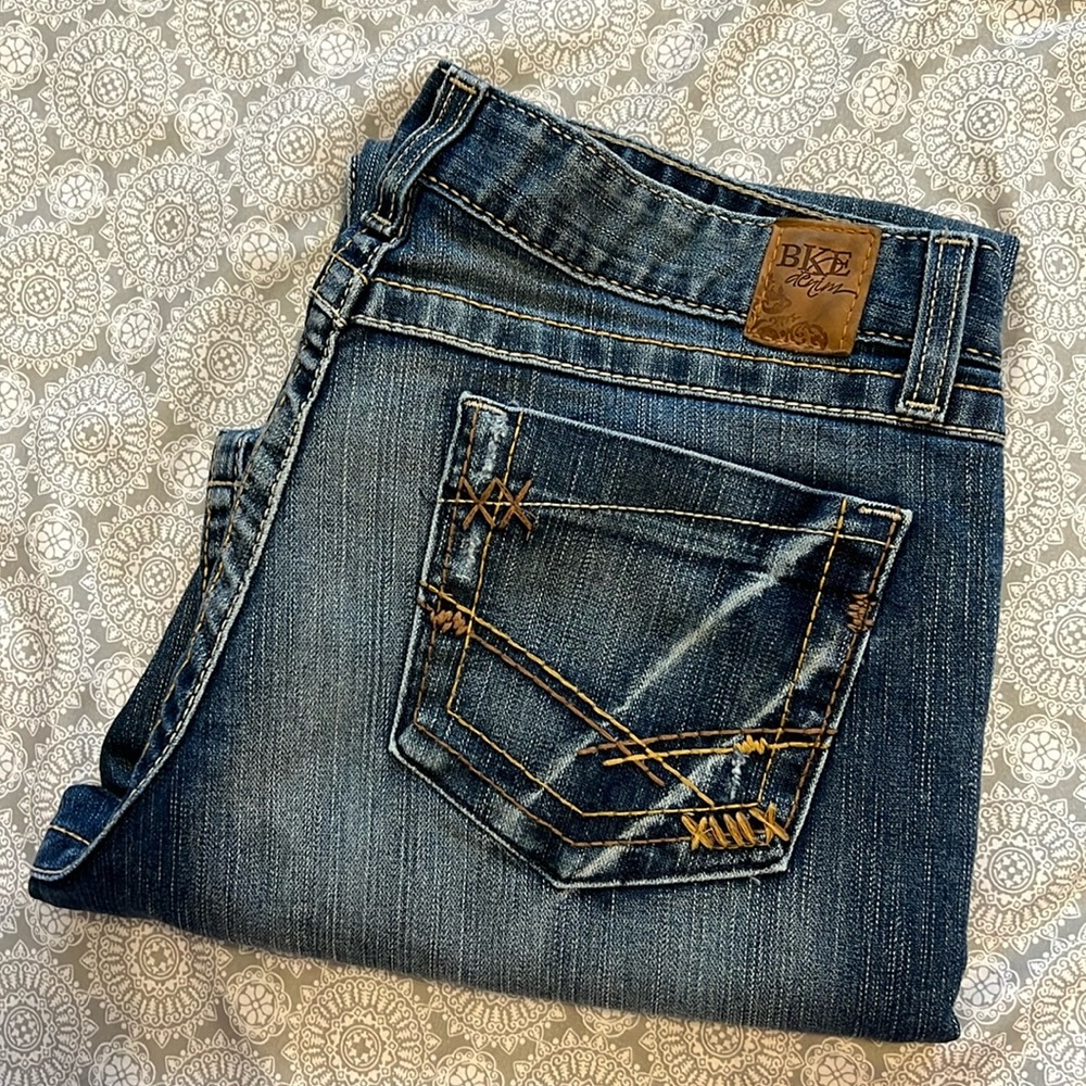 BKE Kate- like new condition.